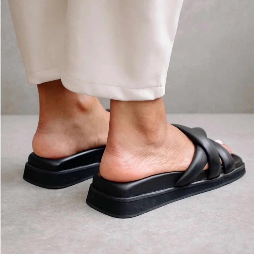 Alohas Slip on Cross Sandal Black Leather Cross-Strap Slide Sandals 39